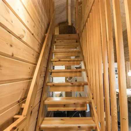 Vaskoolihippu A By Interhome